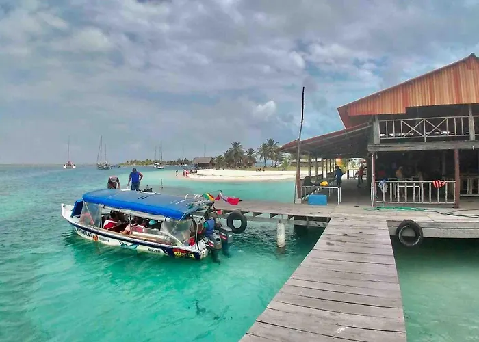 Islas De San Blas Camping