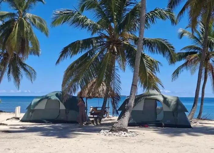 Islas De San Blas Camping